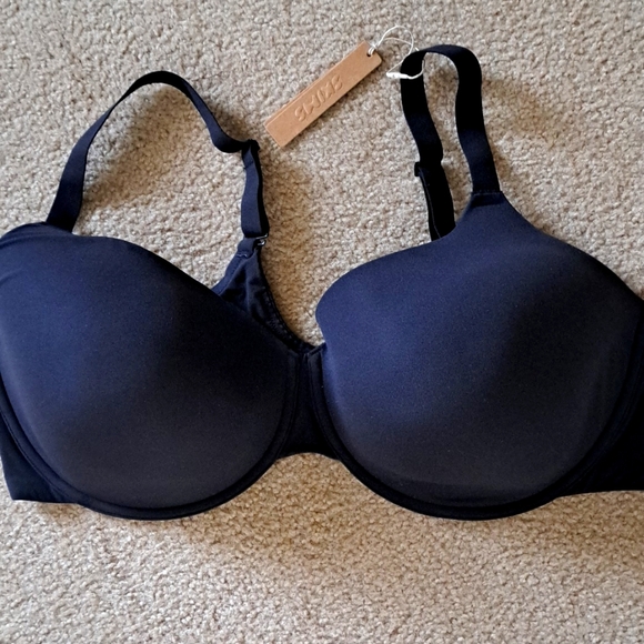 SKIMS Other - 34DDD  SKIMS FITS EVERYBODY PUSH-UP DEMI BRA